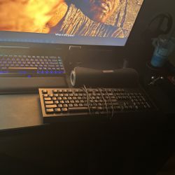 Full-Size Razor Gaming Keyboard