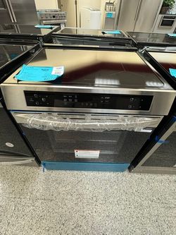 Frigidaire Inducution Stove W/Air Fry