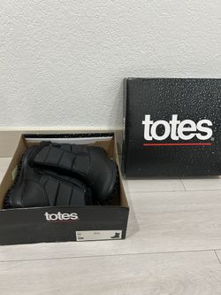 Women’s Snow Boots Size 8