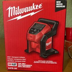 Milwaukee M12 Compact Inflator 