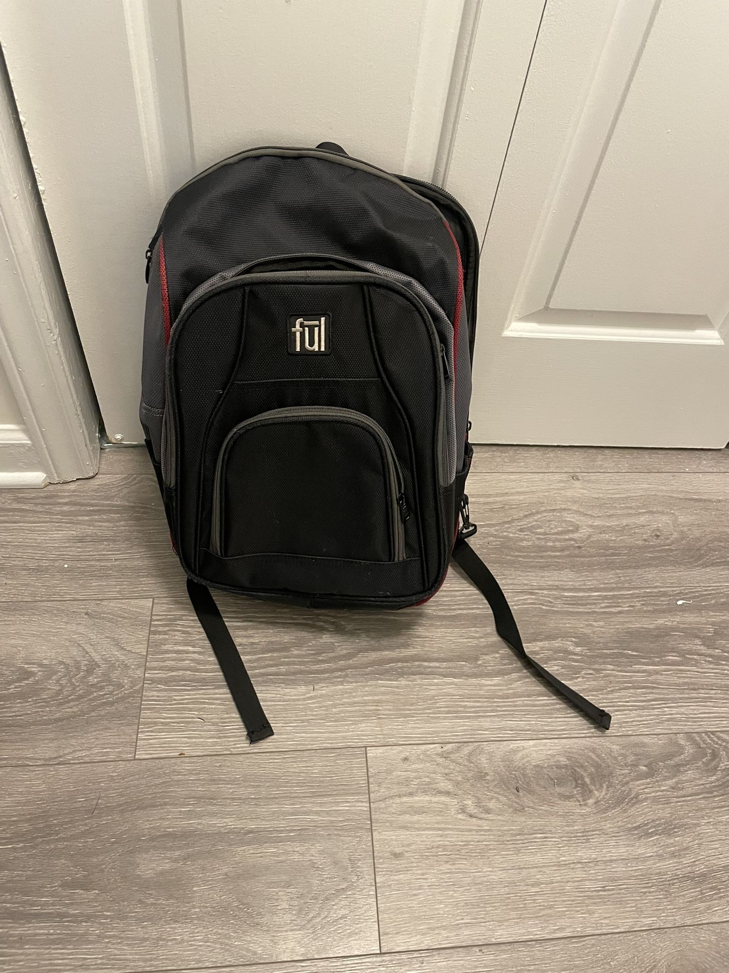 FŪL detachable backpack