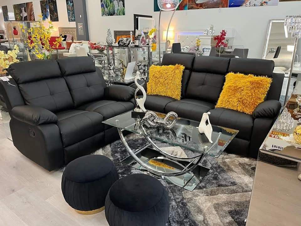 Sofa And Loveseat. Living Room Set. Juego De Sala. Color Negro