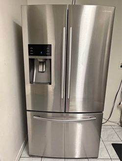 Samsung Refrigerator - can be delivered