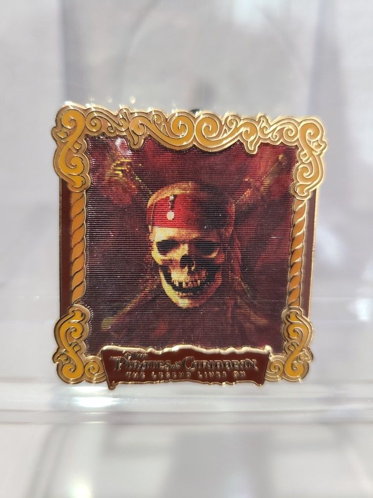 Disney Pin 00092  PIRATES SKULL LENTICULAR POTC Artist 