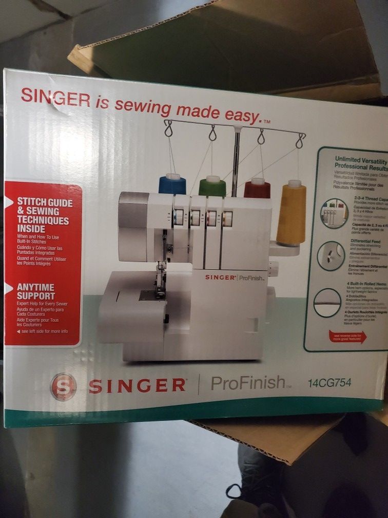 Singer Profinish Serger / Overlock Sewing Machine