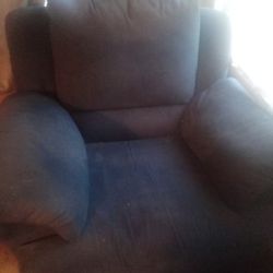 It's Used It It Lays Back It's Comfortable It
