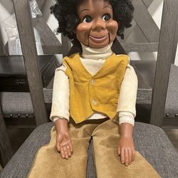 Lester Doll