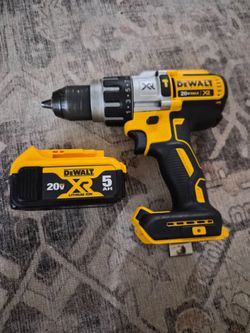 DeWalt 20V Max XR Hammer Drill with 5Ah Battery