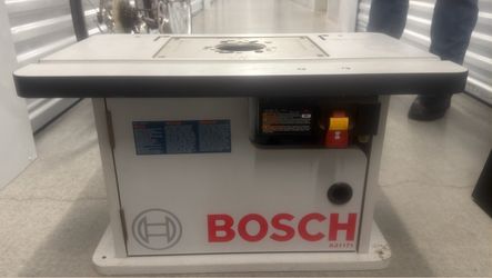 Bosch router table