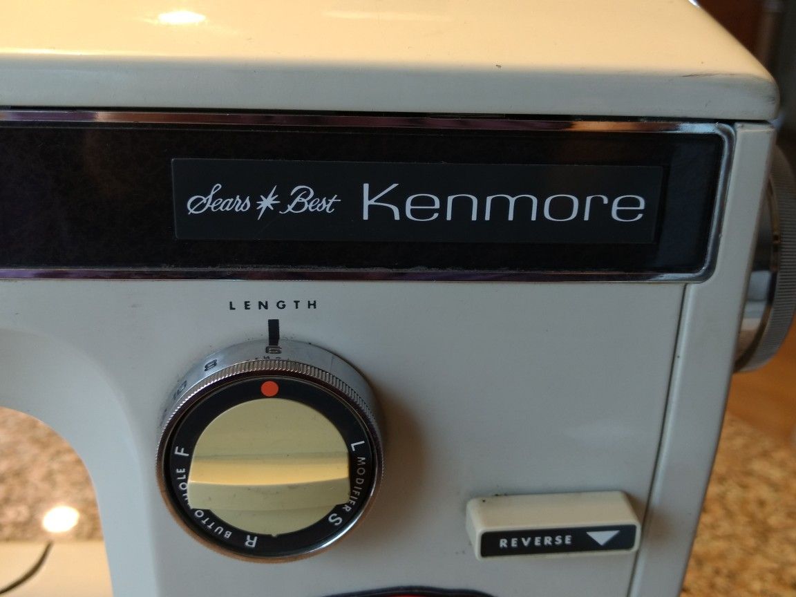 Sears Kenmore 1914 Sewing Machine for Sale in Puyallup, WA OfferUp