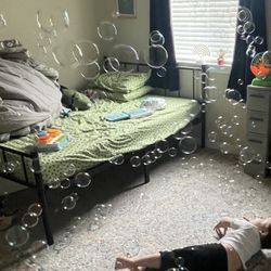 NEEDS TO GO ASAP-Full Size 6Inch Memory Foam Mattress 