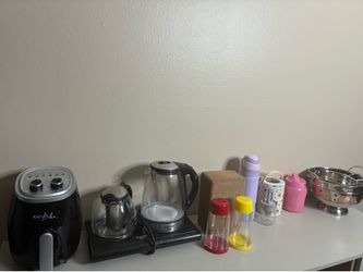 MUST GO Kitchen Bundle $70 Pickup Only