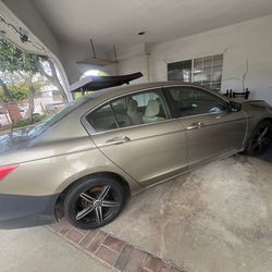 Honda Accord 09  (Salvaged) Engine gave out