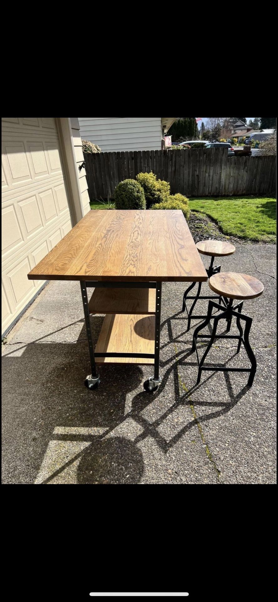 Awesome Kitchen Island / Table With Stools