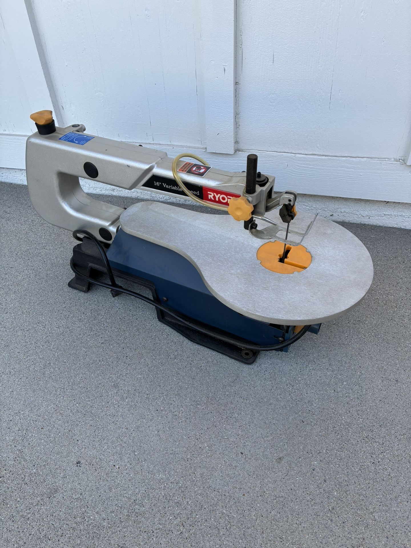 Ryobi 16” Variable Speed Scroll Saw – Great Condition
