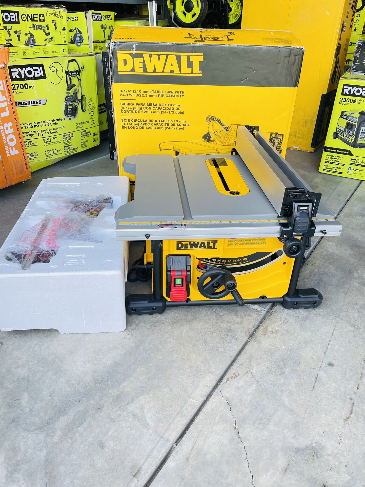 DEWALT 15 Amp Corded 8-1/4 in. Compact Portable Jobsite Tablesaw (Stand Not Included)