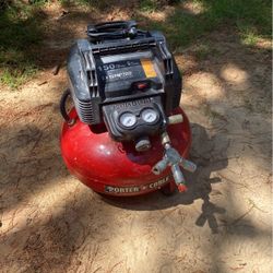 Porter Cable 6 Gallon 150 PSI 2.6 SCFM @90 PSI Pancake Air Compressor N310415