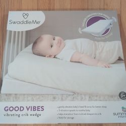 SwaddleMe Vibrating Crib Wedge