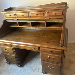 Maple Wood Desk With Chair
