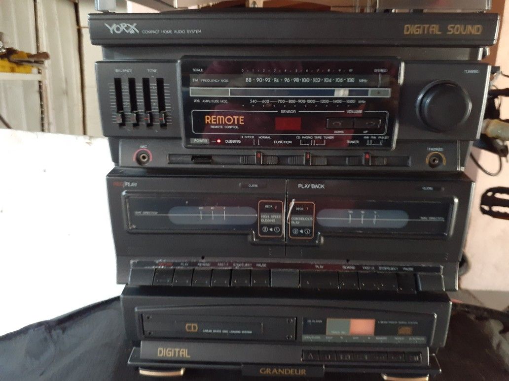 YORX Compact home audio System digital for Sale in Paramount, CA OfferUp