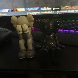 Kaws Figures