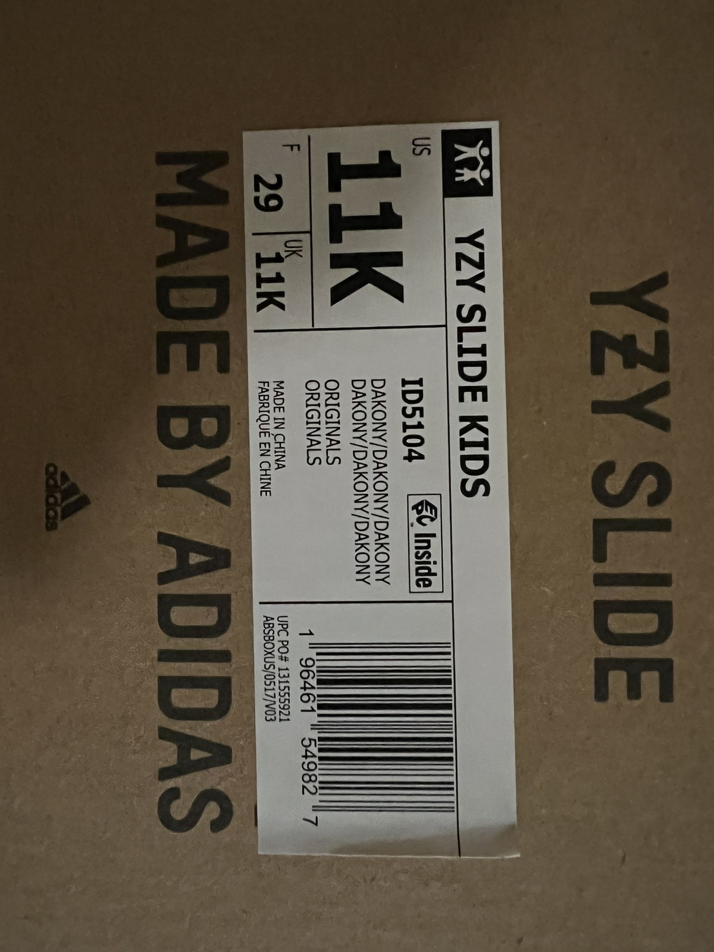 Yeezy Kids Slides Size 11k Onyx $40