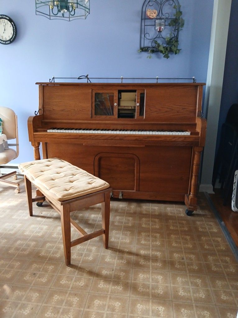 Cabaret Player Piano