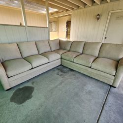 Basset Furniture Beige Sectional