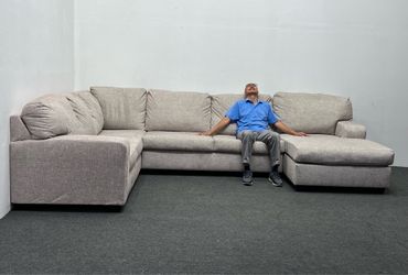 Ashley 3-piece Sectional with right facing Chaise. We deliver & setup.