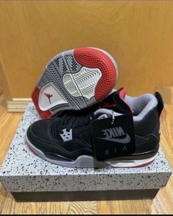 Air Jordan 4 Retro Bred Reimagined FQ8213-006 GS Size 7Y / 8.5 Womens Brand New