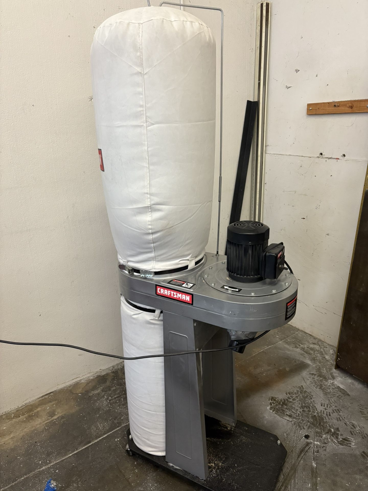 Dust Collectors 