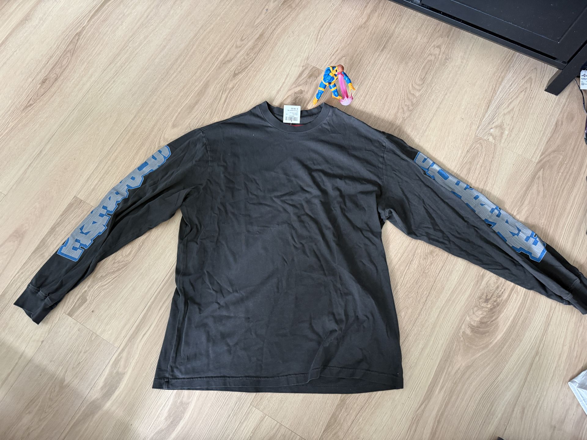 SUPREME Cracked Logo L/S Tee SIZE LARGE