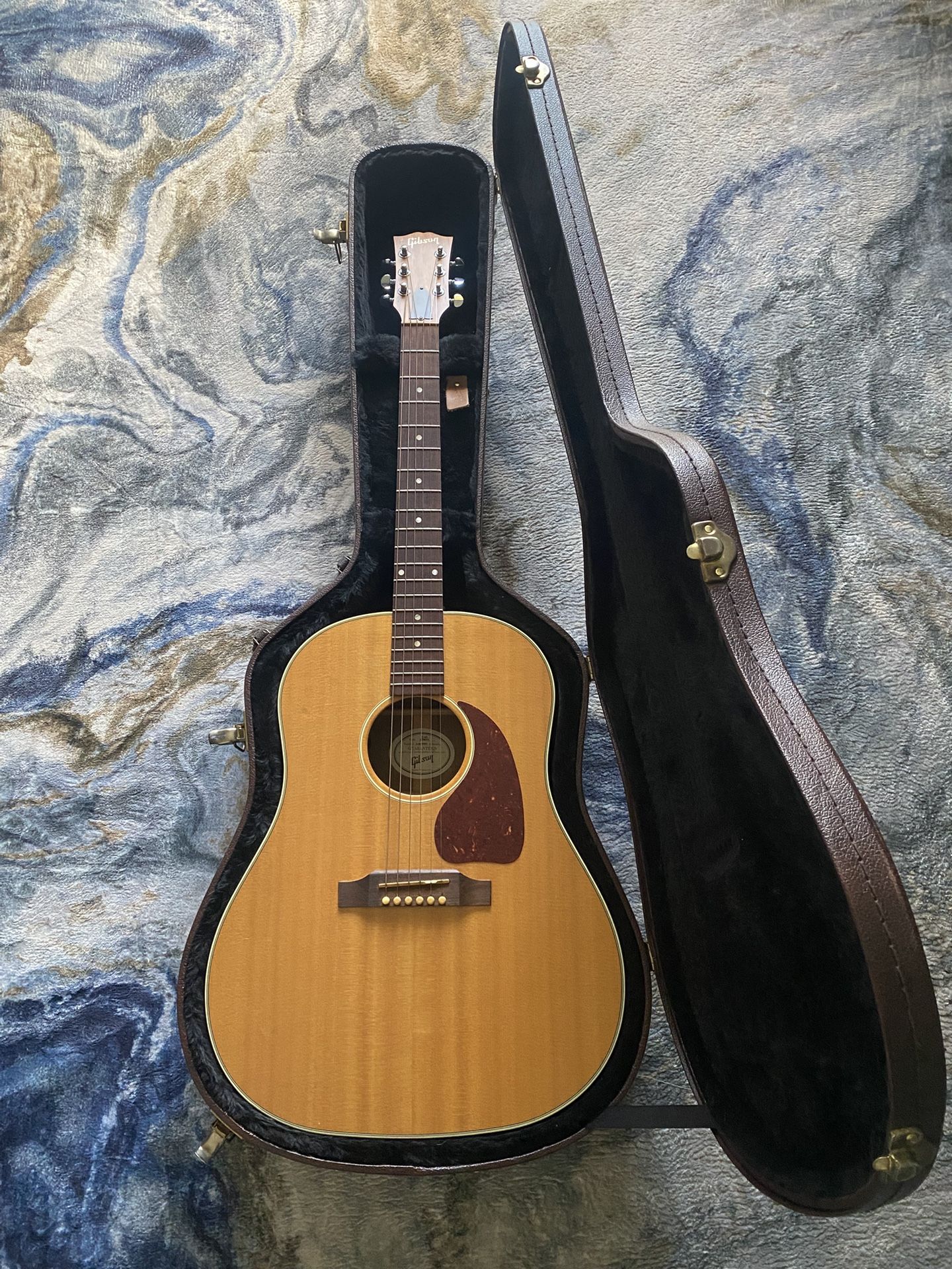 Gibson G-45 Studio