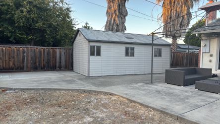 Outdoor shed 20 x 10 ft