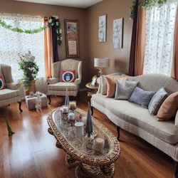 Lovely Living Room Set