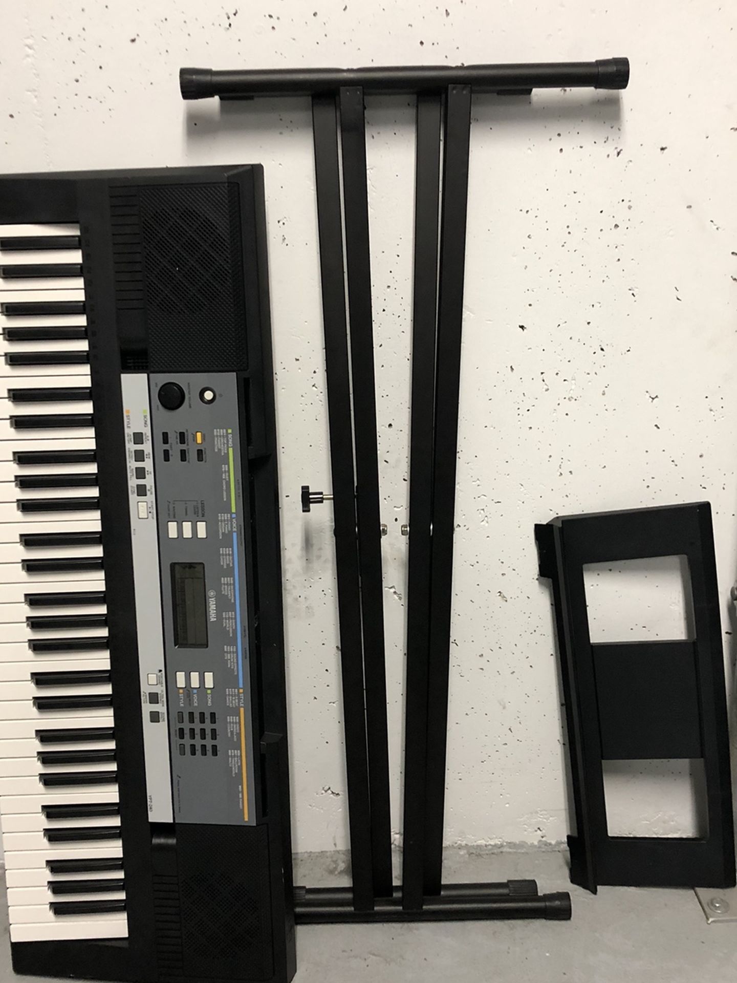 Keyboard Piano + Stand | Yamaha YP-240