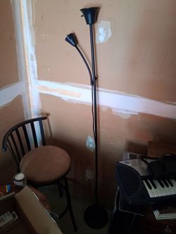 Floor lamp