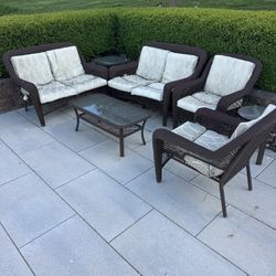 Patio Furniture (Wicker)
