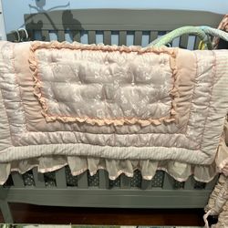 PINK VELOUR CRIB COMFORTER SET