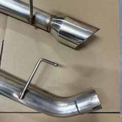 4 in. OD Stainless Steel Muffler Tips Axle-Back Exhaust 05-10 Ford Mustang 4.6L 5.4L