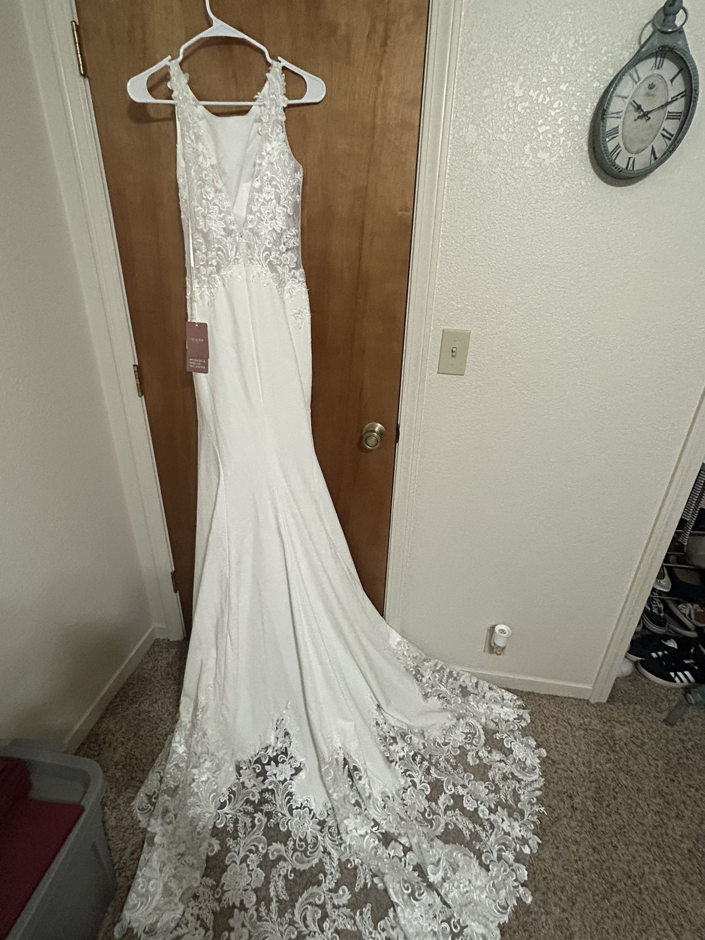 New With Tag New Used Wedding Dress