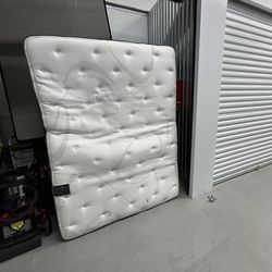 Queen Matress