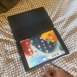 IPad 9th Generation 64 gb Perfect Condition