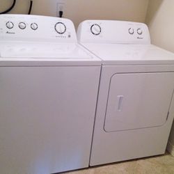 GE Washer Dryer Laundry Set