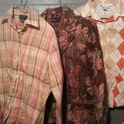 LOT WOMAN'S CLOTHES JACKETS SHIRTS ETC NAME BRAND