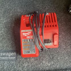 milwaukee charger m12/m18