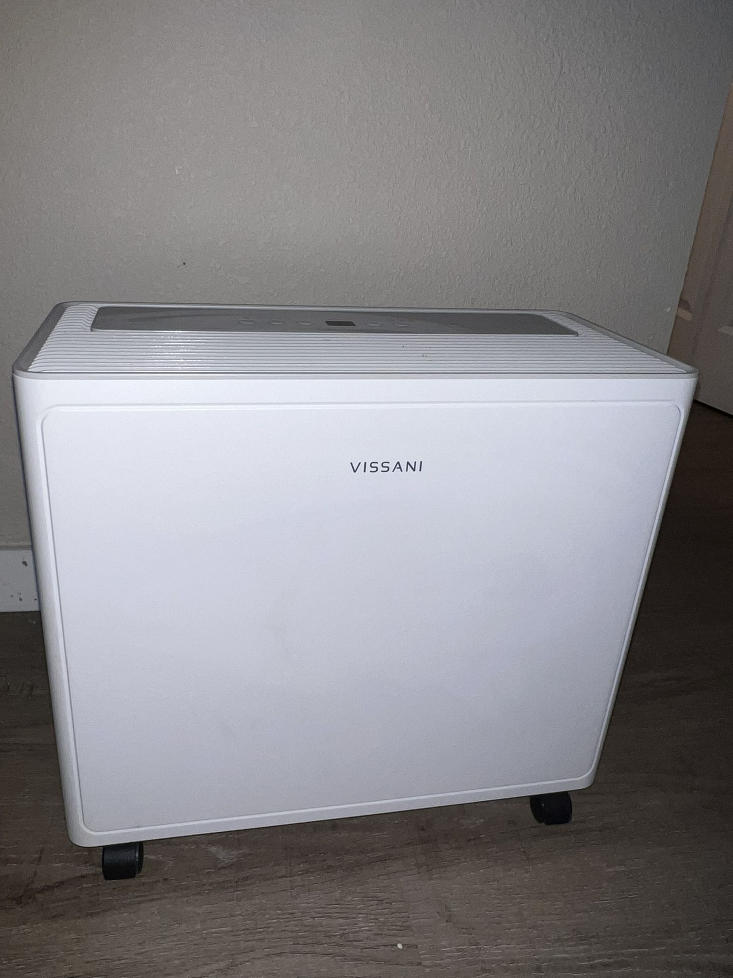 Vissani Dehumidifier