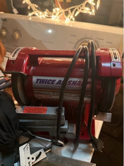 Blade sharpener