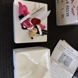 Disney Rare Minnie Santa Angel Tree Topper With Fiber Optic Colored Wings