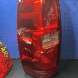 2007 - 2013 Chevy Avalanche Driver Side Taillight 
